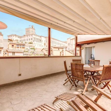 Attic With Terrace By Trevi Fountain Daire Roma Dış mekan fotoğraf
